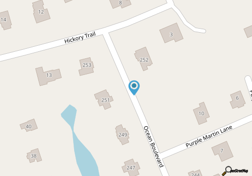 Gramp's Dream: 440 Ft to Beach, Pool, Hot Tub & Dog-friendly map location