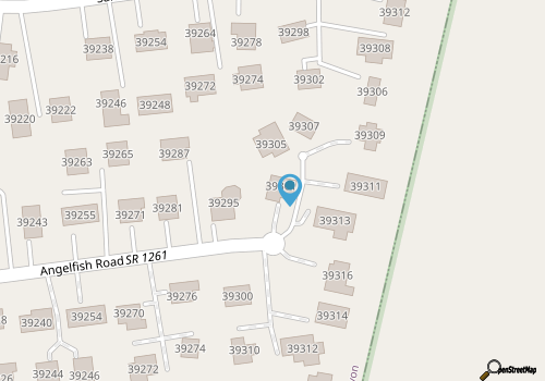 Dog-friendly house with ocean view, pool access, washer/dryer, & tennis court map location