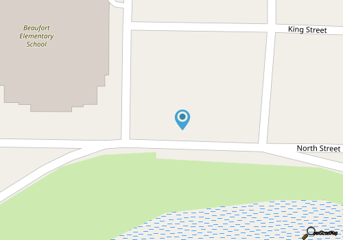 Historic Home Overlooking the Beaufort River Located on Bay St - Sleeps 10 map location