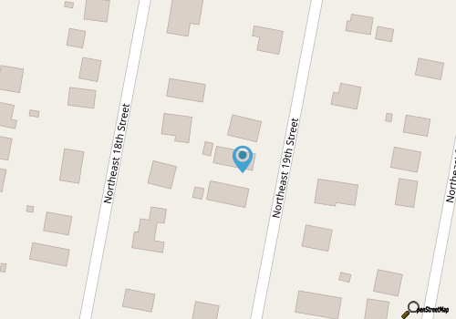 Entire Duplex: 6 Bed, 2 Bath map location