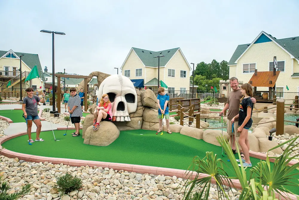 Mini golf at Pirates Island at Corolla Light Town Center