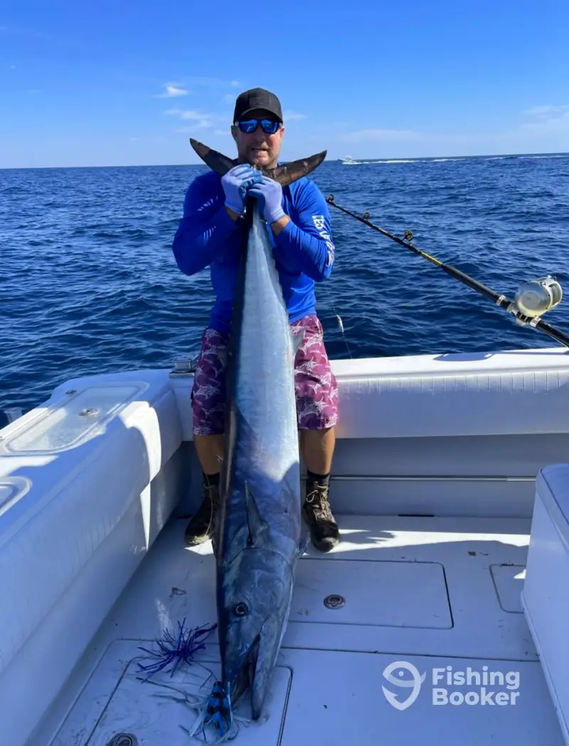 Aces Up Fishing Charters – 34' charter image 4