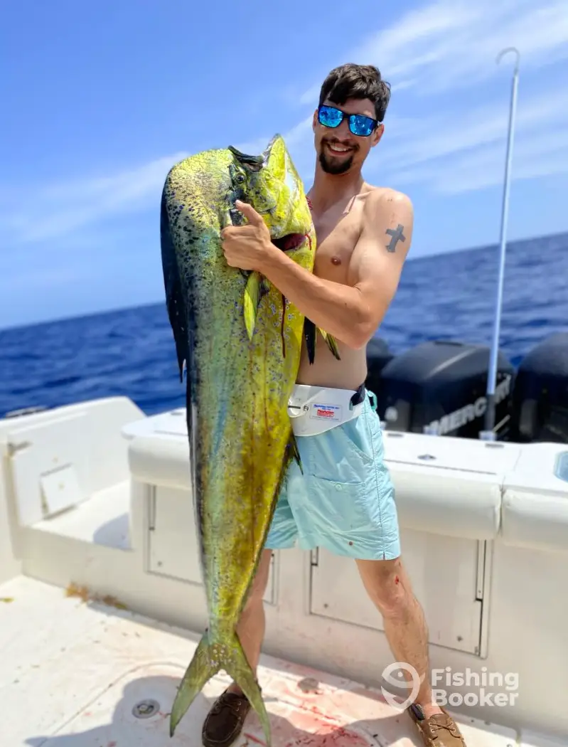 Four Sons Charters – 24’ Inshore #2 charter image 6