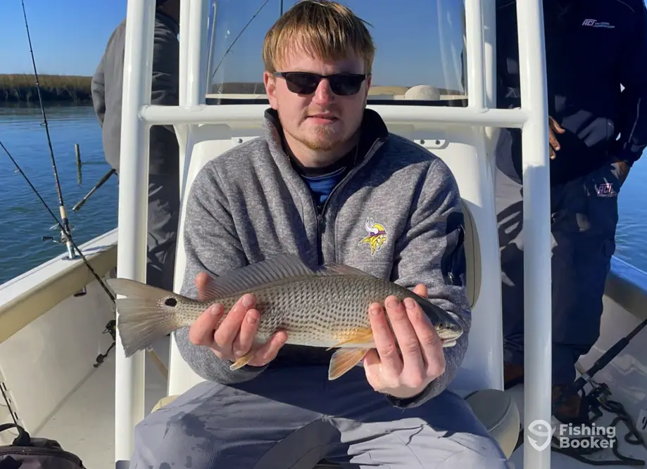 Richards’ Fishing Charters – 23' charter image 6