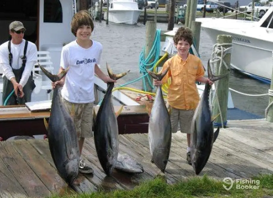Smoker Sportfishing charter image 3