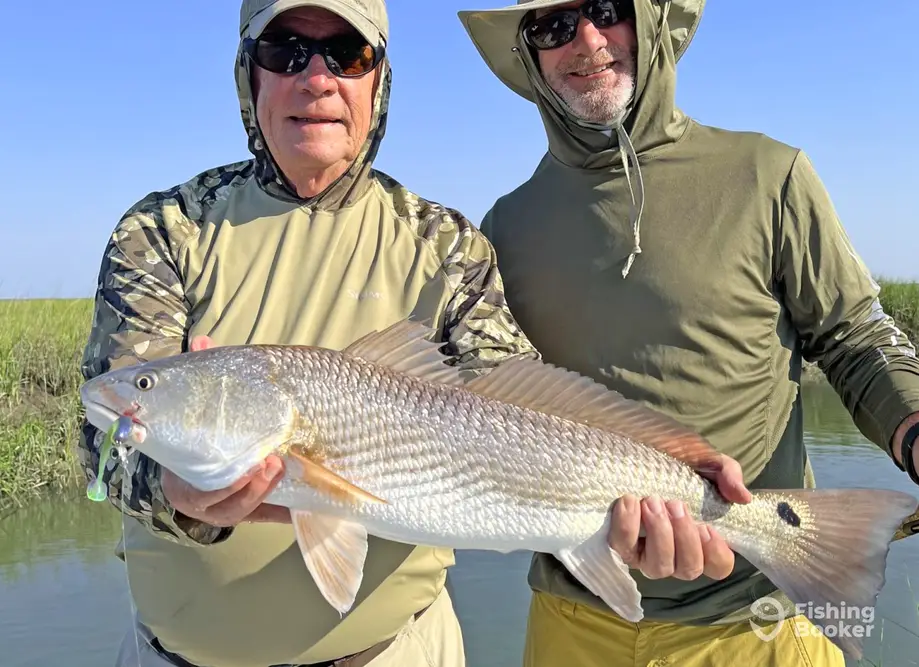 Southern Style Charters – 23' Epic charter image 4
