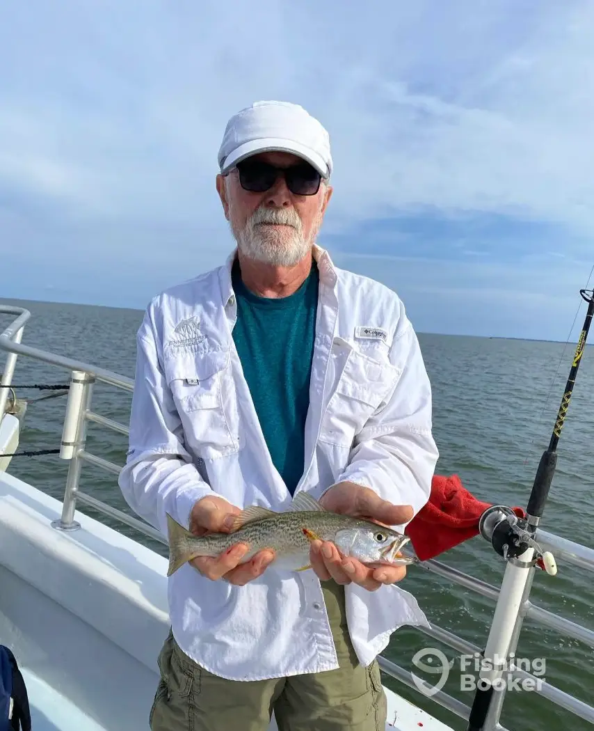Crystal Dawn Fishing and Cruises charter image 4