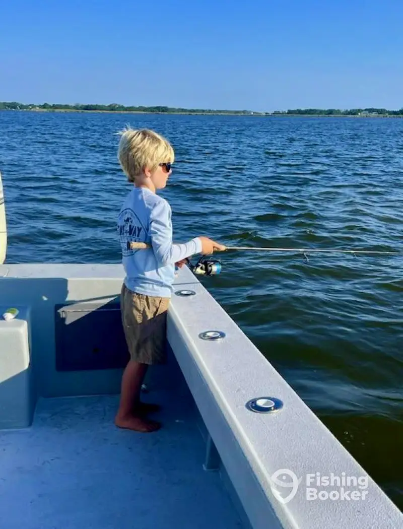 Outer Banks Outdoors-East Way – 25' Parker charter image 4