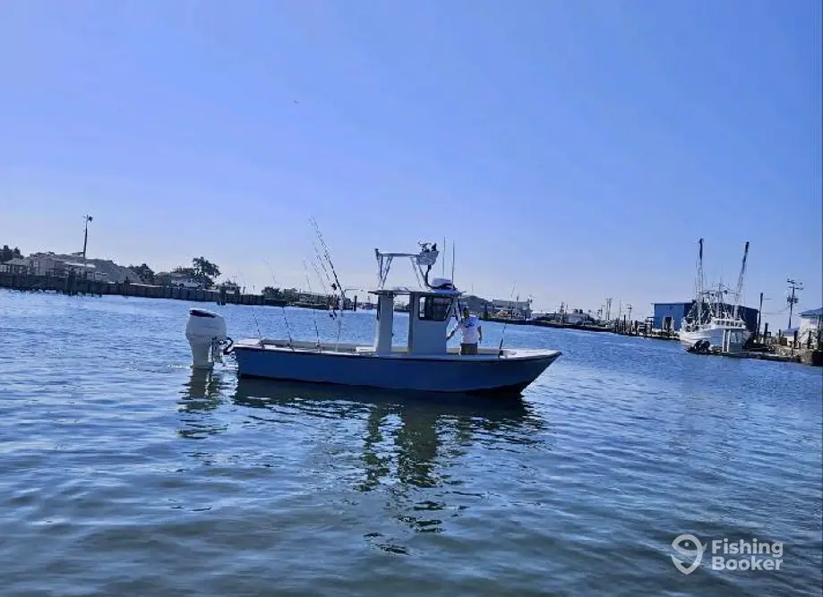 Outer Banks Outdoors-East Way – 25' Parker charter image 5
