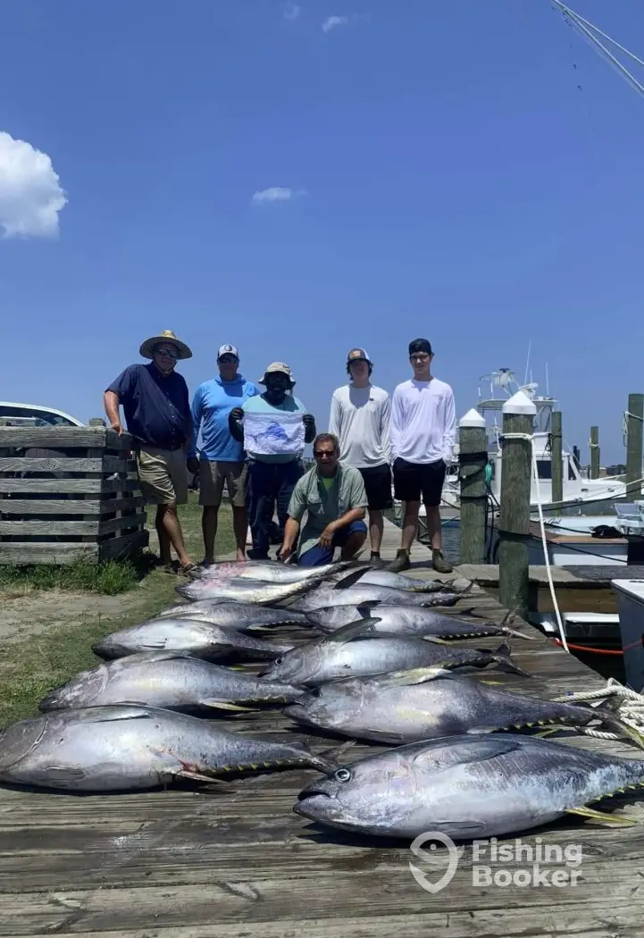 Honor Sportfishing charter image 3