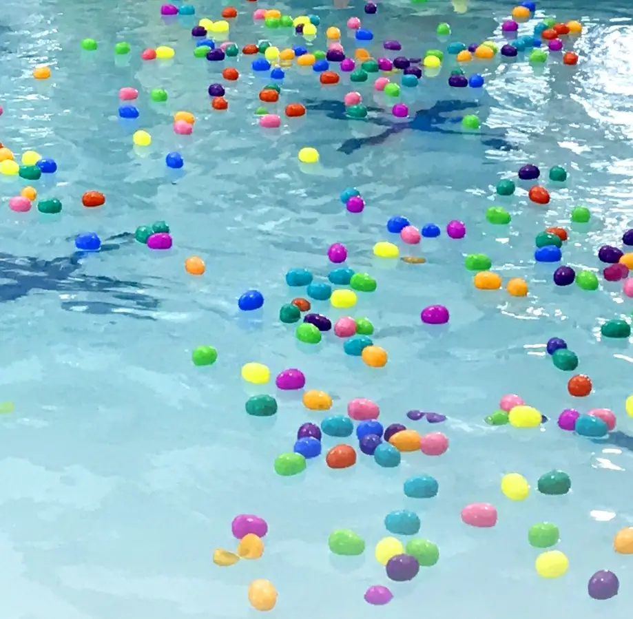 Eggstra Dive in Egg Hunts at Cabana Club// Resort Guests/Members ONLY