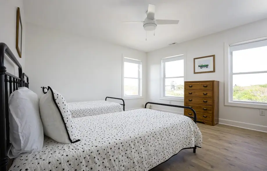 Oceanfront with Private Beach Access & Wild Horses