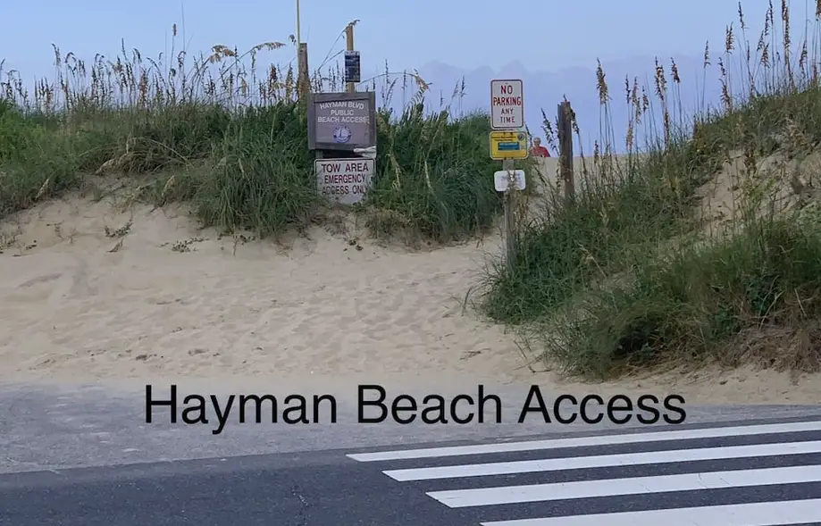 Bright and sunny family friendly cottage, 2 minutes to beach, Sound view sunsets