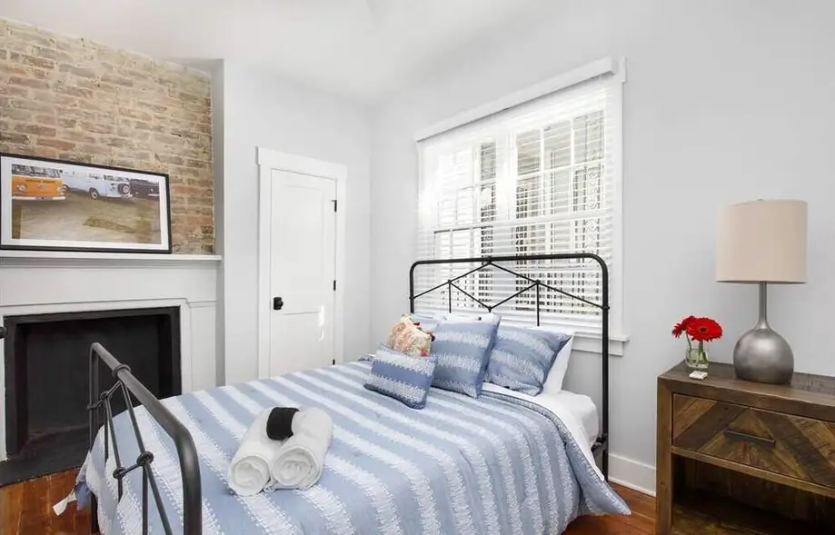 Downstairs Unit · Modern Gem in Heart of Downtown w/Backyard!
