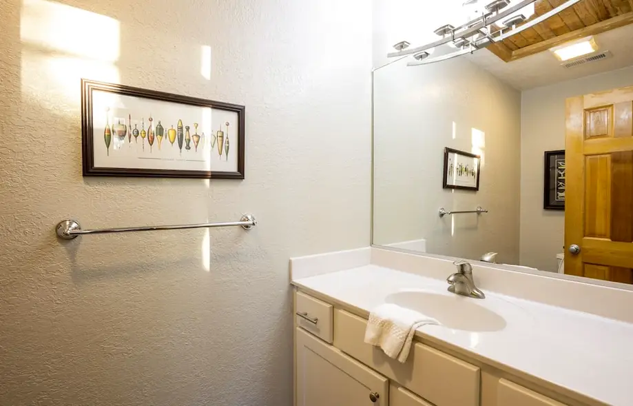 Private Pool, Oceanside, Walkable to Downtown Duck!