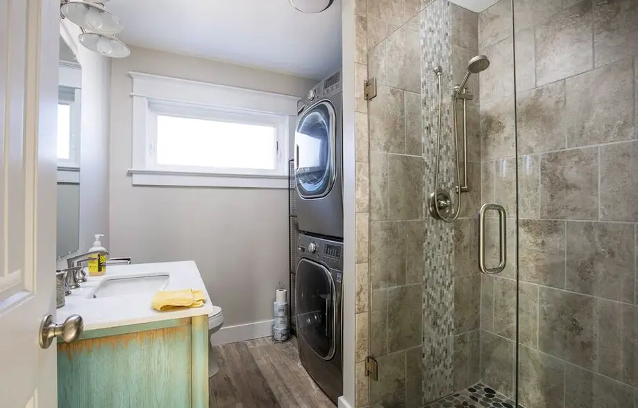 Newly Renovated Semi-Oceanfront Duck Home w/Pool