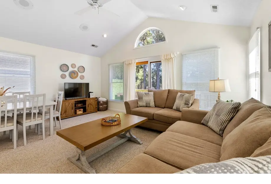 Corolla Premier: Short Walk to the Beach...