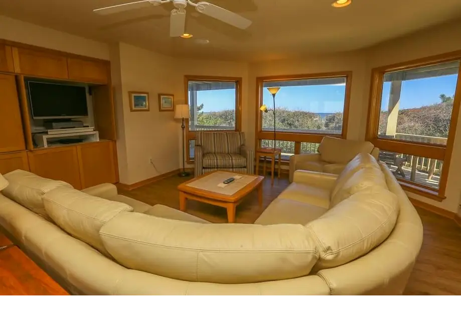 Kick back, relax and enjoy ocean to soun...