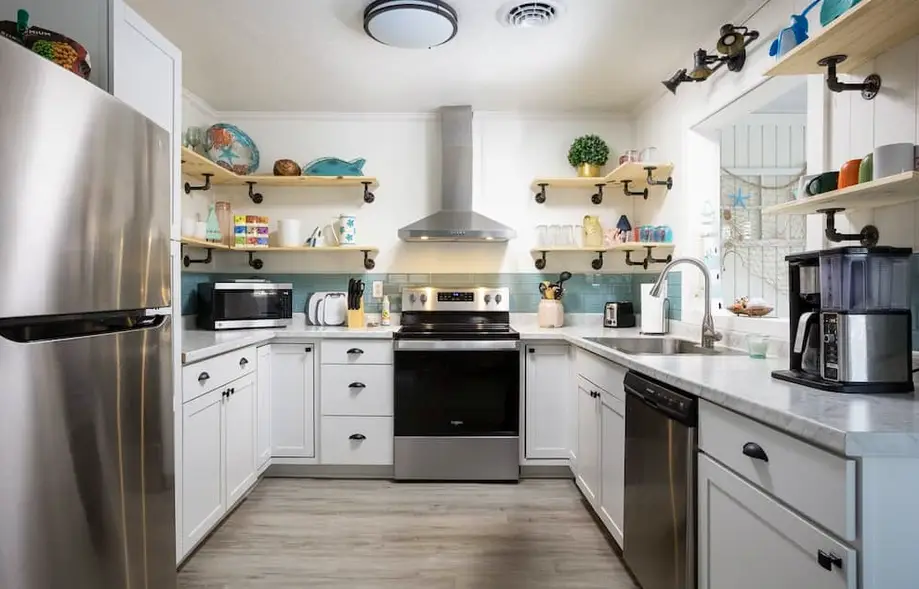 Cozy Nags Head Cottage - Mins to Beach w...