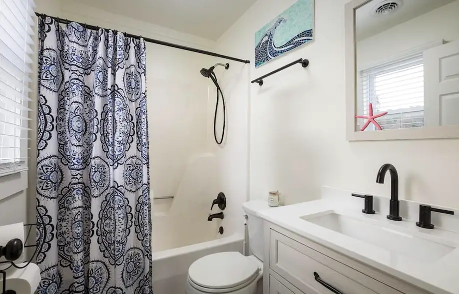 Cozy Nags Head Cottage - Mins to Beach w/Comm Pool