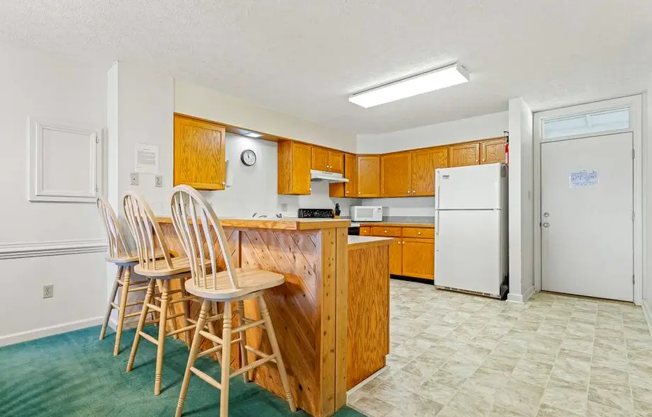 Oceanside 2 Bedroom Condo at Golden Strand D3