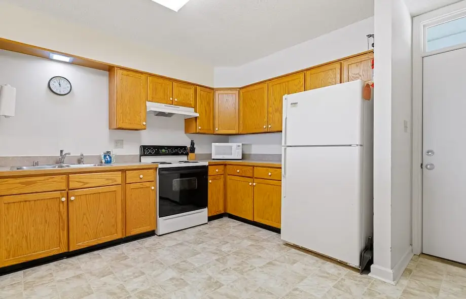 Oceanside 2 Bedroom Condo at Golden Strand D3