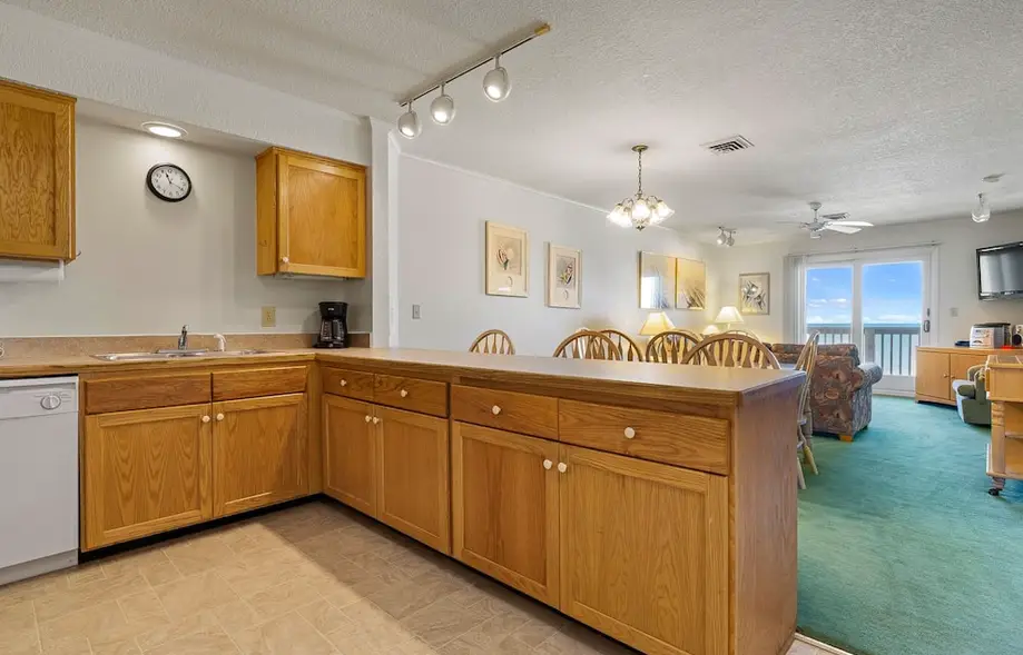 Oceanfront 3 Bedroom Condo at Golden Strand E3