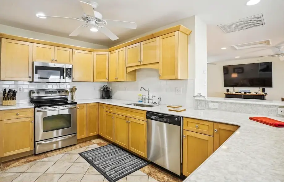 ????? Semi-Oceanfront Home In Kitty Hawk...